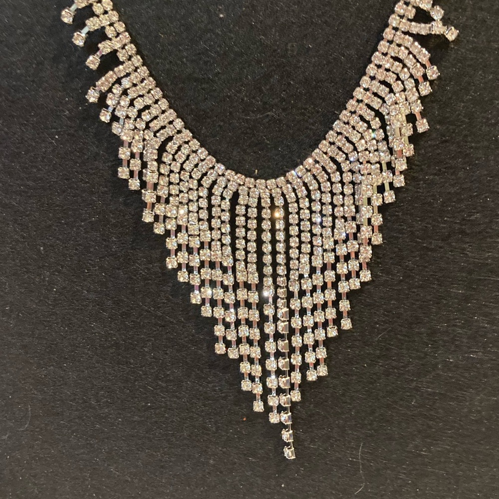 Silver & Rhinestone Necklace - Picture 7 of 9